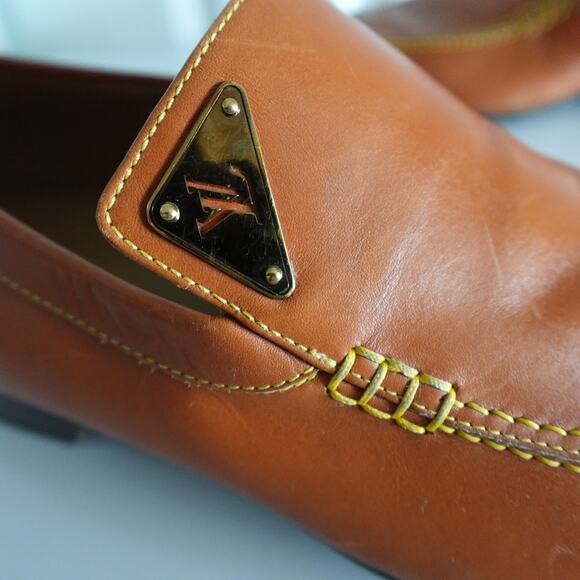 Louis Vuitton Tan Brown Orange Leather LV Gold Plaque Logo Square Toe Loafers - Picture 9 of 16